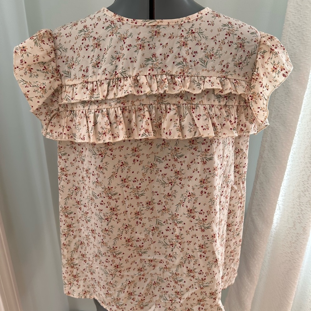 SHEIN Cream and Pink Flutter Sleeve Ruffled Blouse